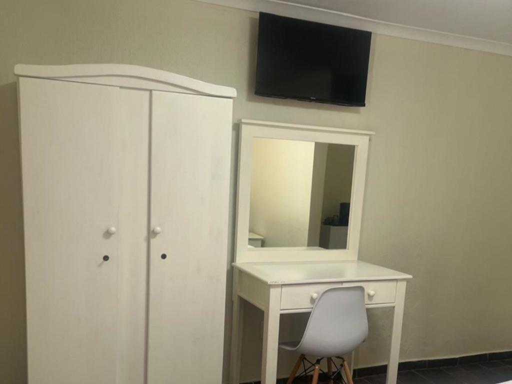 Karee Guesthouse Thabazimbi Habitación foto